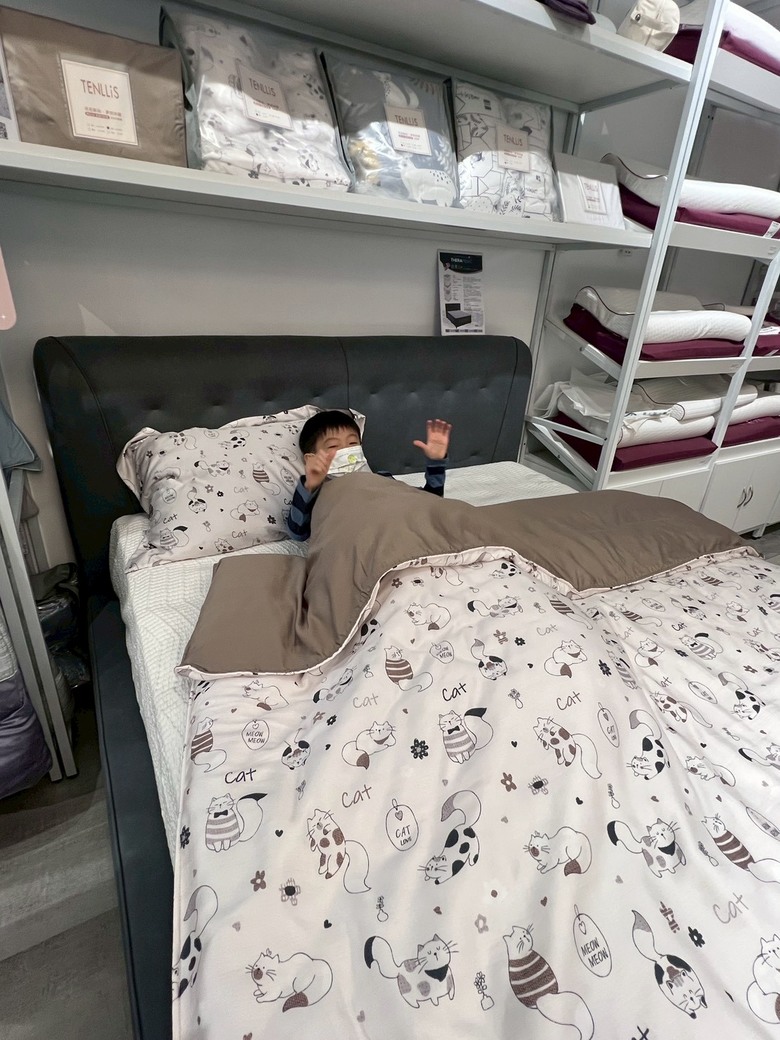 #分享 孩子長大的一刻：陪他挑選第一組專屬床包