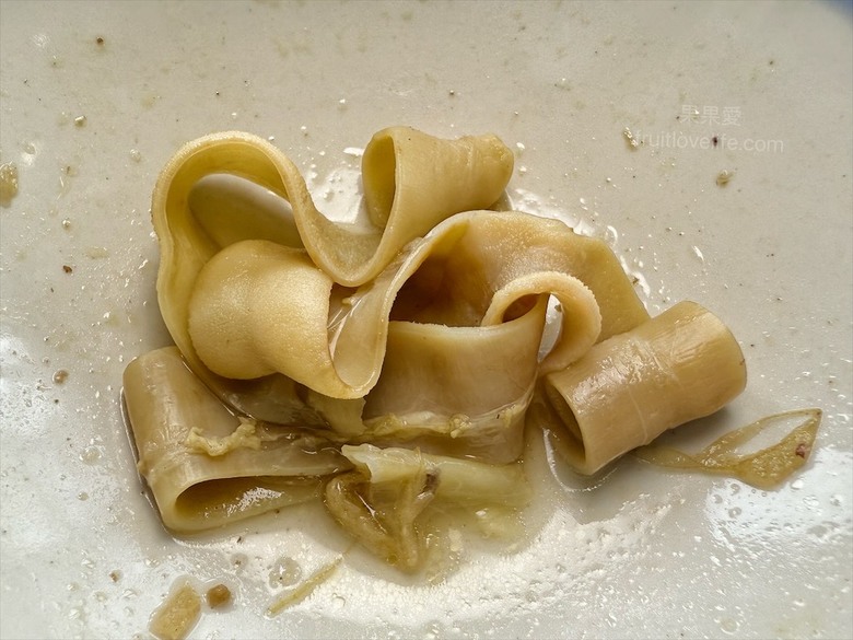 南投薑母鴨推薦，薑母鴨、胡椒全鴨還可以一鍋兩吃，山泉水養殖吳郭魚、現撈泰國蝦，埔里在地美食