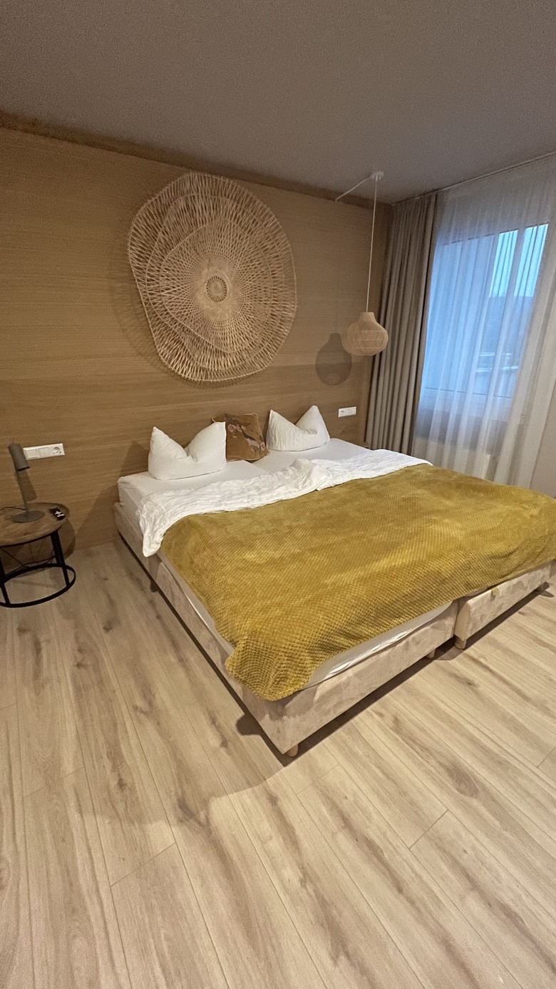 草間彌生首次回顧展在巴塞爾貝耶勒基金會