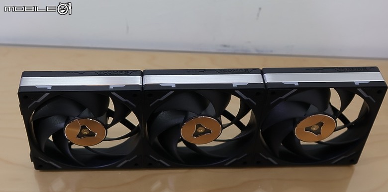 TCOMAS 鈦坦科技 FC700PRO 平價高轉速強風壓拼接扇