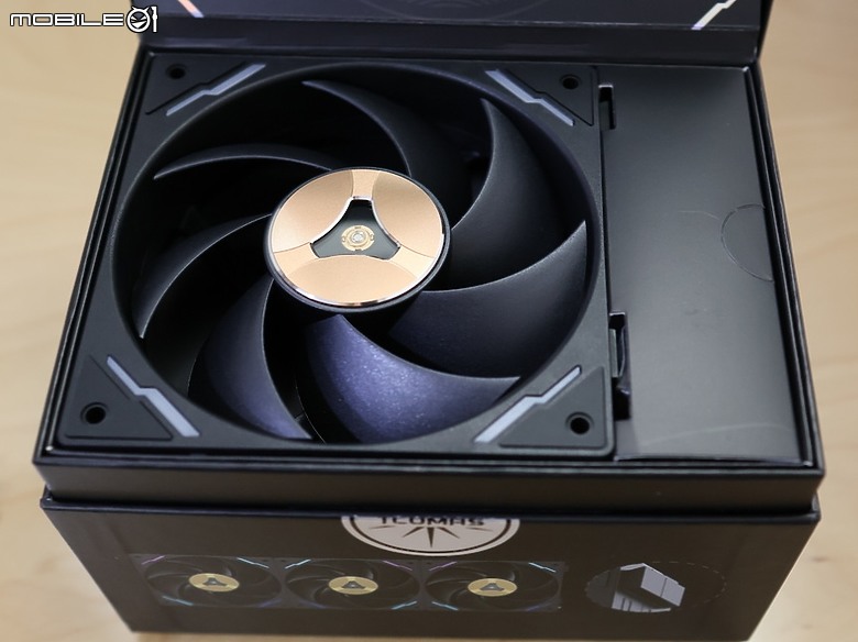 TCOMAS 鈦坦科技 FC700PRO 平價高轉速強風壓拼接扇