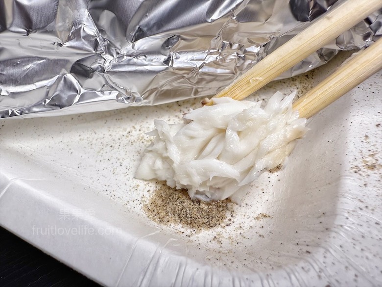 新鮮現烤魚，獨家蔥蒜醬汁、肉質Q嫩、味道鮮甜，外帶內用都好吃