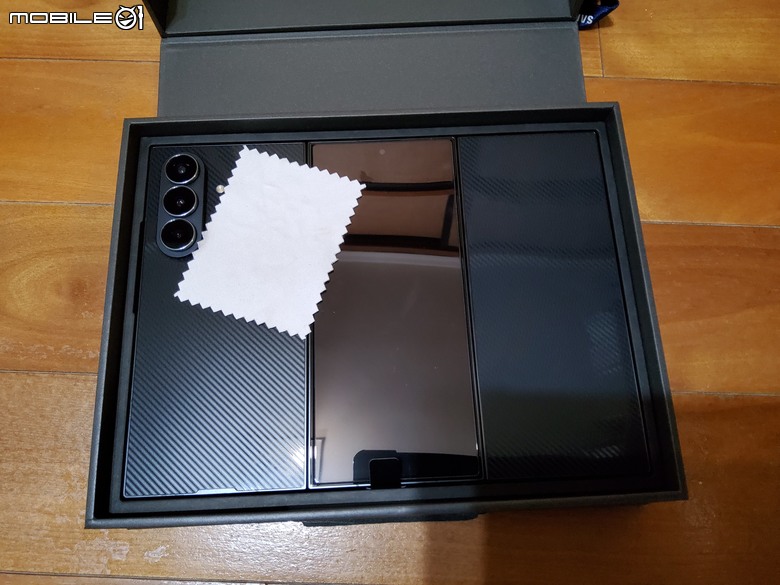 z trifold 遲來開箱&一些心得