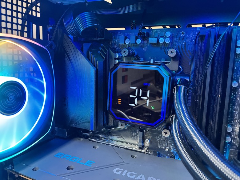 【小宅開箱】沒想到這麼好裝MONTECH HyperFlow Digital 360 + KING 15 PRO 開箱 平價高質感的好組合
