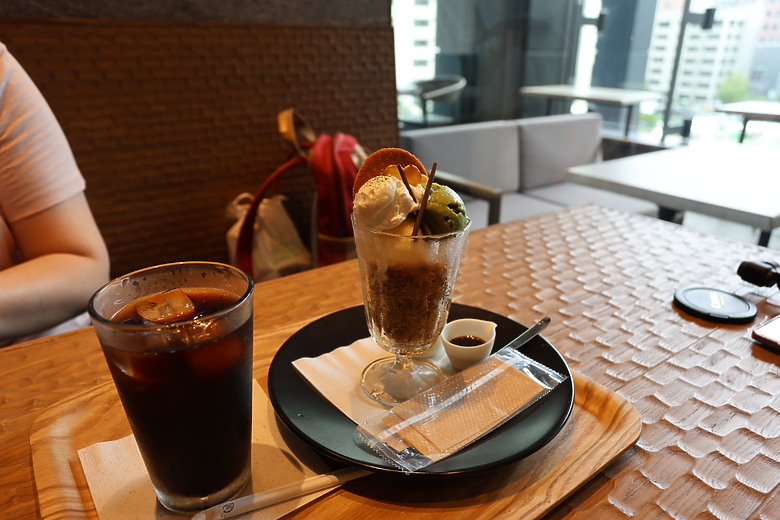 西九州自由行--下集(火車篇:長崎稻佐山夜景/豪斯登堡樂園/福岡市區逛街美食)