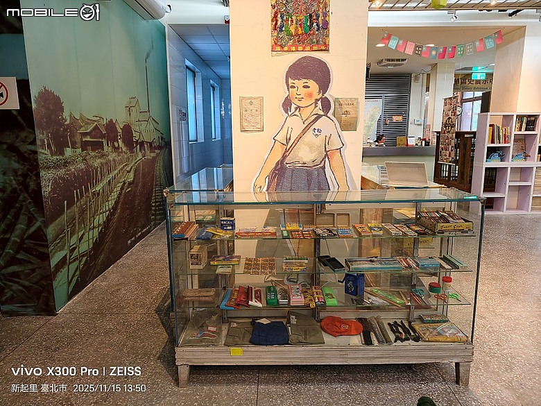 艋舺祖師廟、艋舺青山宮、萬華區史展示中心、艋舺謝宅、朝北醫院、青山宮、青雲閣、華西街夜市 — 臺北市區小旅行之艋舺老市街散步