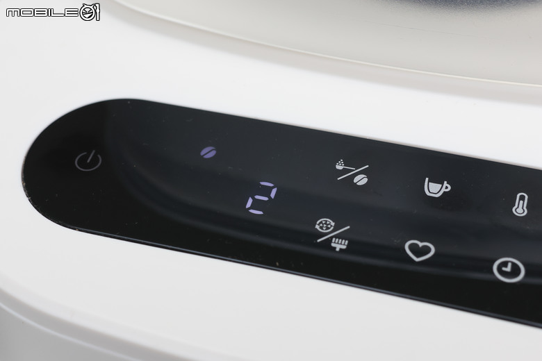 飛利浦 Philips HD7997手沖冷萃美式咖啡機試用體驗｜手沖咖啡技術加持、隨時來杯黃金比例香濃咖啡！