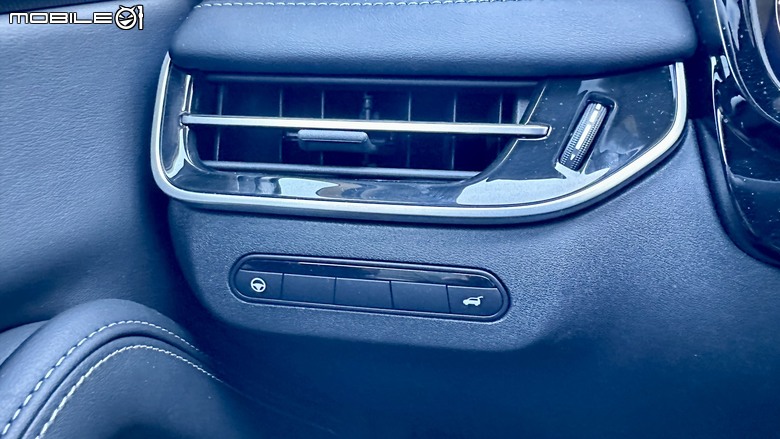 [開箱]2025 Infiniti QX60 LUXE AWD black edition北美開箱&分享
