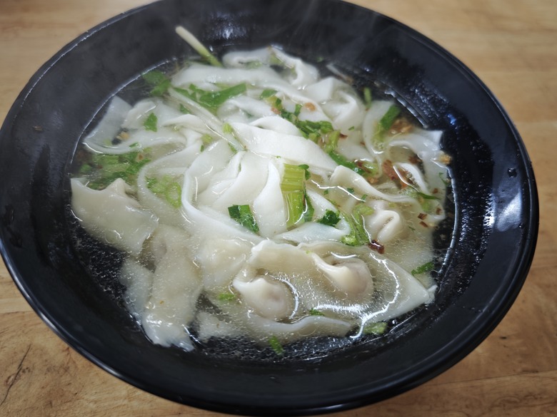 開新車遊四方 feat. Mazda CX-30 RSE新年連假行 - 林口三井Paul早午餐 / 大溪埔頂公園 / 羅家古早麵 / 金勇番茄農場 / 關西鎮農會新農民市場 / 關西仙草博物館