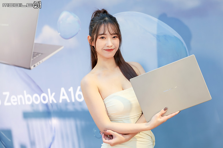 【CES2026】ASUS 筆電機海來襲！Zenbook A16 輕薄亮相，雙螢幕 Zenbook DUO (2026) 迎蛻變