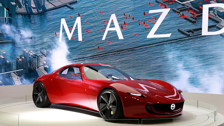 2026車展，規模雖小人潮不少，帥車雲集！