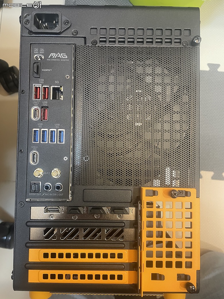 ［開箱］5萬預算4K可開3A遊戲主機