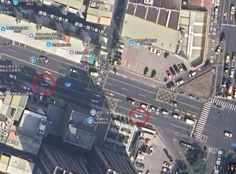 慢車道上有直行右轉共標,汽車直行穿越路口違規嗎? - Mobile01