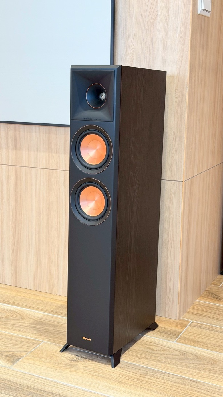 【案例分享】彰化古力奇 Klipsch 5.1聲道家庭劇院 + Onkyo RZ-30 + 中長焦投影機百吋大畫面
