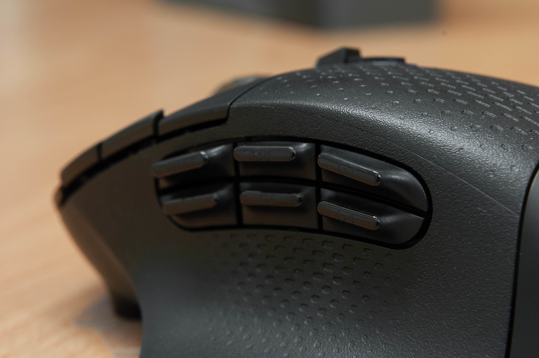 「Logitech G604 Lightspeed 小眾多工鼠」 - 再戰十年取暖文。