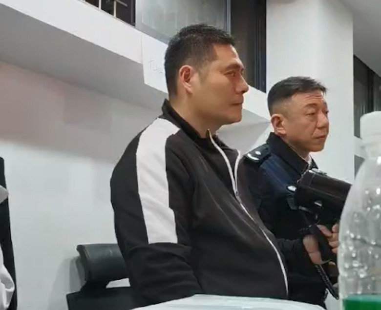 點我看大圖 深圳黃金交易平台「杰我睿」疑爆煲,百苦主圍水貝爆警民衝突