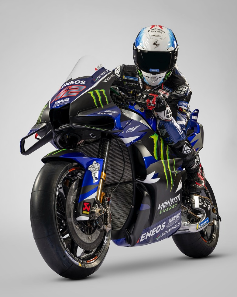 【MotoGP】Monster Energy YAMAHA 2026 廠隊 YZR-M1 告別直四,全新V4引擎發表