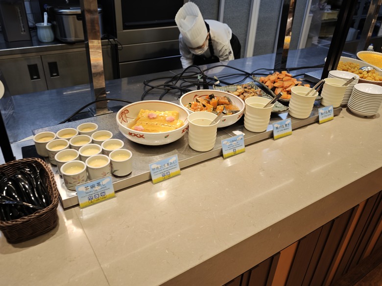 【小惡魔驫到成功】 我們家的五天四夜年前日本行 Day2 東京灣LA VISTA 酒店 / 豐洲市場 / LAVIEW列車 / 小江戶川越 & 菓子屋橫町 / 舊輕井澤銀座CHURCH STREET