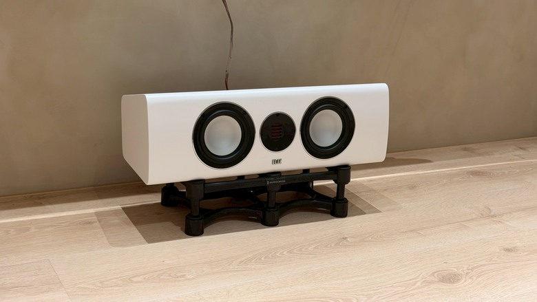 【 案例分享】 ELAC Carina系列 5.1.2 聲道 X 卡拉OK 視聽空間