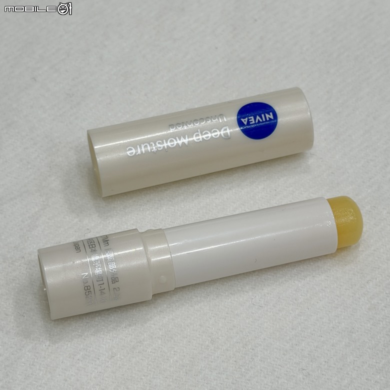 【分享】8款開架護唇膏評比_碧唇/DHC/曼秀/妮維雅/施巴/Torriden