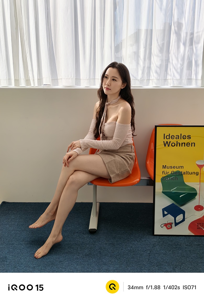 點我看大圖 iQOO 15 評測報告|全能電競旗艦、拍照出色更擁大電量!