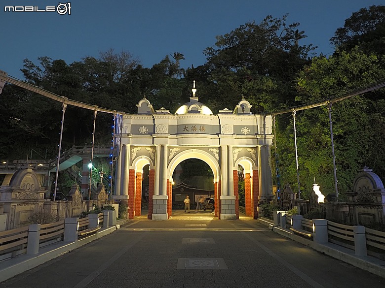 大溪老街(和平老街、中央老街、中山老街)、普濟堂、福仁宮、鎮豐宮、中正公園、大溪橋 — 2025年霜華大溪散策之一