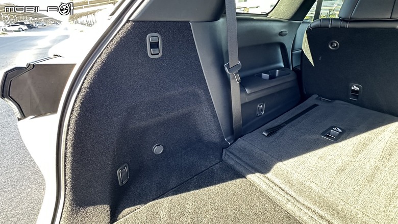 [開箱]2025 Infiniti QX60 LUXE AWD black edition北美開箱&分享