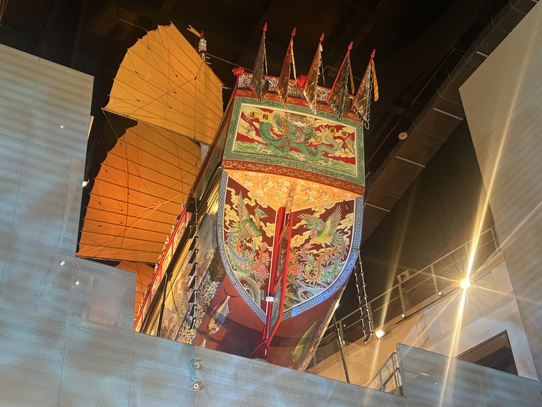 騎 遊 東 港 ( 全 台 首 座 王 船 文 化 館 )