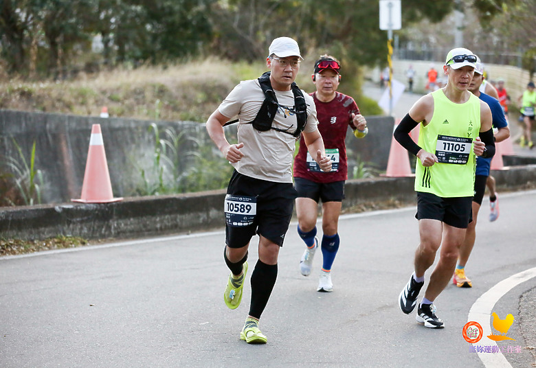 【首屆開箱】2026 麗晨台中國際馬拉松 | 母子鱷魚四代y拖完賽心得