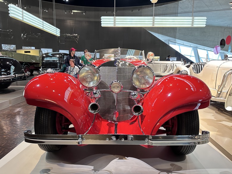 今天(2026 年 1 月 29 日)是賓士(Mercedes-Benz)誕生 140 週年的紀念日