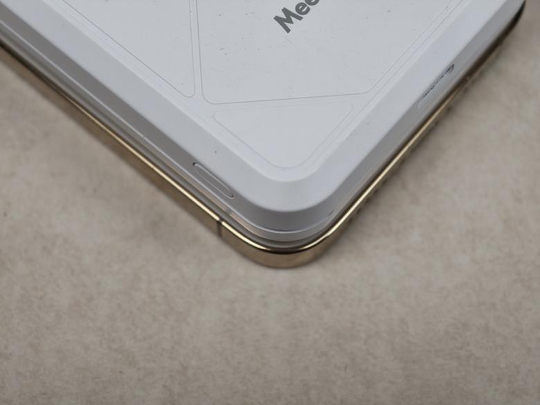 【開箱測試】MeetMind Qi2 27W溫控磁吸式行動電源 10000mah 外觀相同但價格更便宜