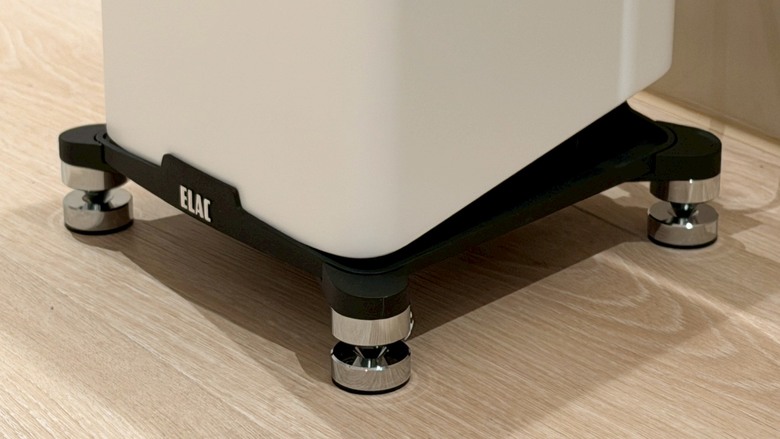 【 案例分享】 ELAC Carina系列 5.1.2 聲道 X 卡拉OK 視聽空間