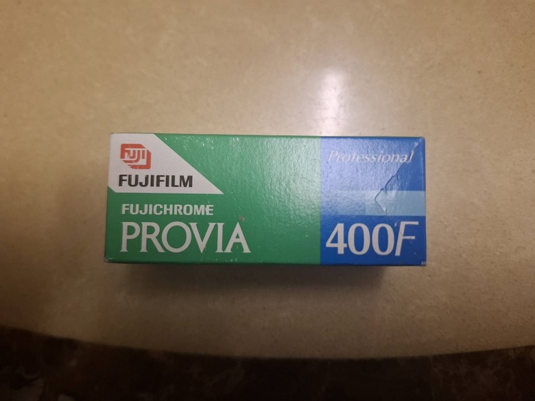 冰箱挖出來過期近20年的底片