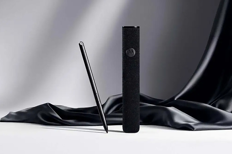 【CES2026】motorola 揭品牌首款「大摺」razr Fold，支援手寫筆對標三星！