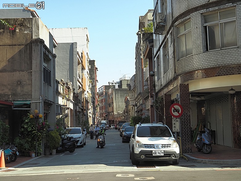 大溪老街(和平老街、中央老街、中山老街)、普濟堂、福仁宮、鎮豐宮、中正公園、大溪橋 — 2025年霜華大溪散策之一