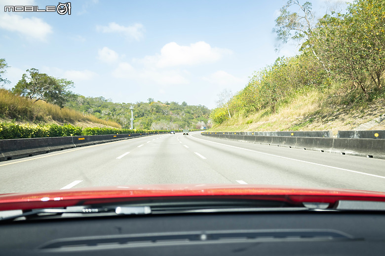 Alfa Romeo Giulia Sprint 長途試駕｜難以抗拒的義大利風情！