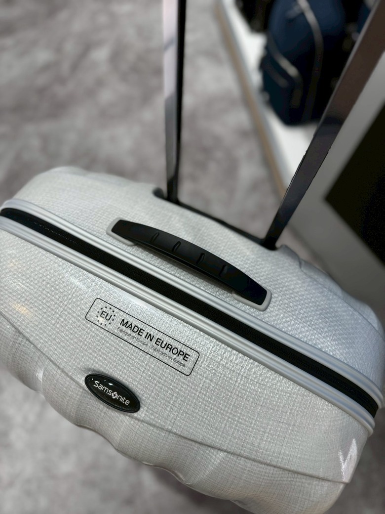 【開箱】 Samsonite C-LITE 28吋_新光信義A8購入