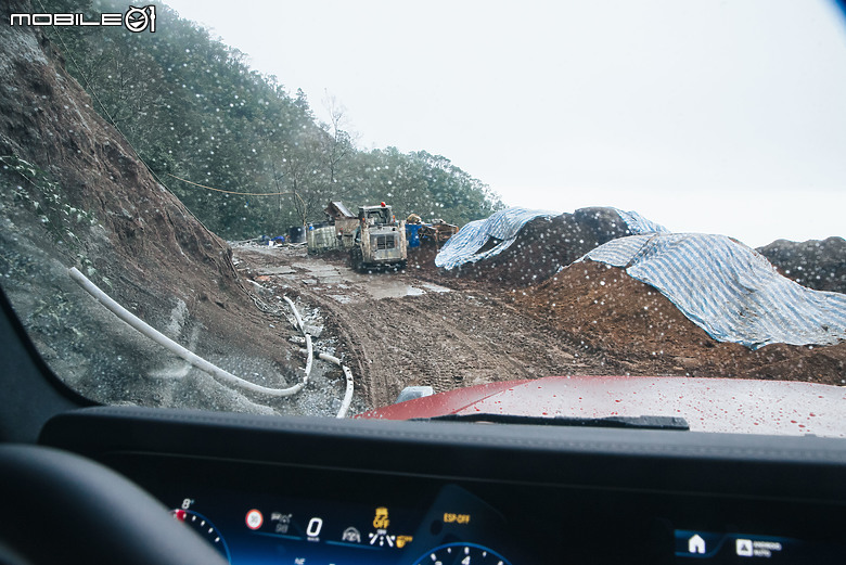 駕著Mercedes-AMG G 63前進宜蘭大白山礦場｜荒野之前，盡顯硬派本色！
