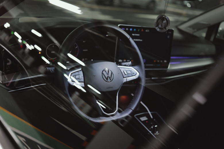 我的第一台旅行車：Golf Variant 開箱