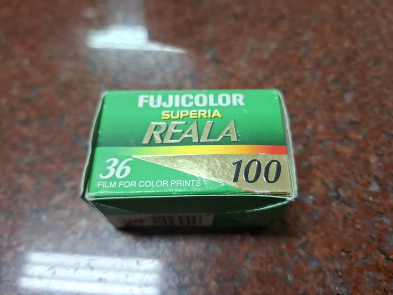 冰箱挖出來過期近20年的底片