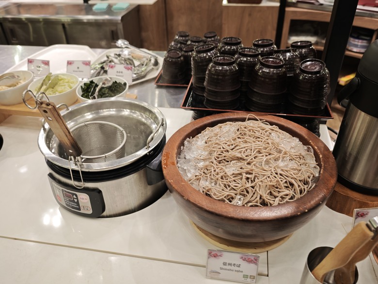 【小惡魔驫到成功】我們家的五天四夜年前日本行 Day3 輕井澤1130飯店 / 白絲瀑布 / 萌木之村 / 清里高原 / 西湖里根場合掌村