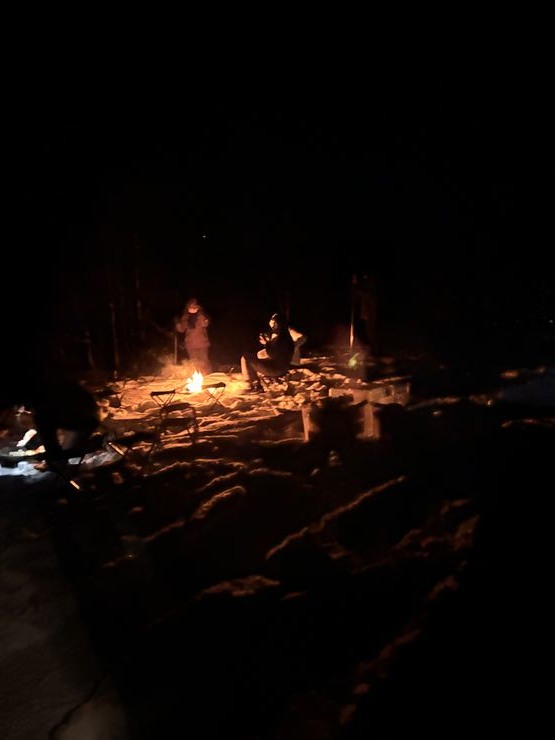 不自駕的挪威北極 Tromsø 特羅姆瑟一日玩透透：纜車登頂、北極大教堂、馴鹿熱狗、跟團追極光