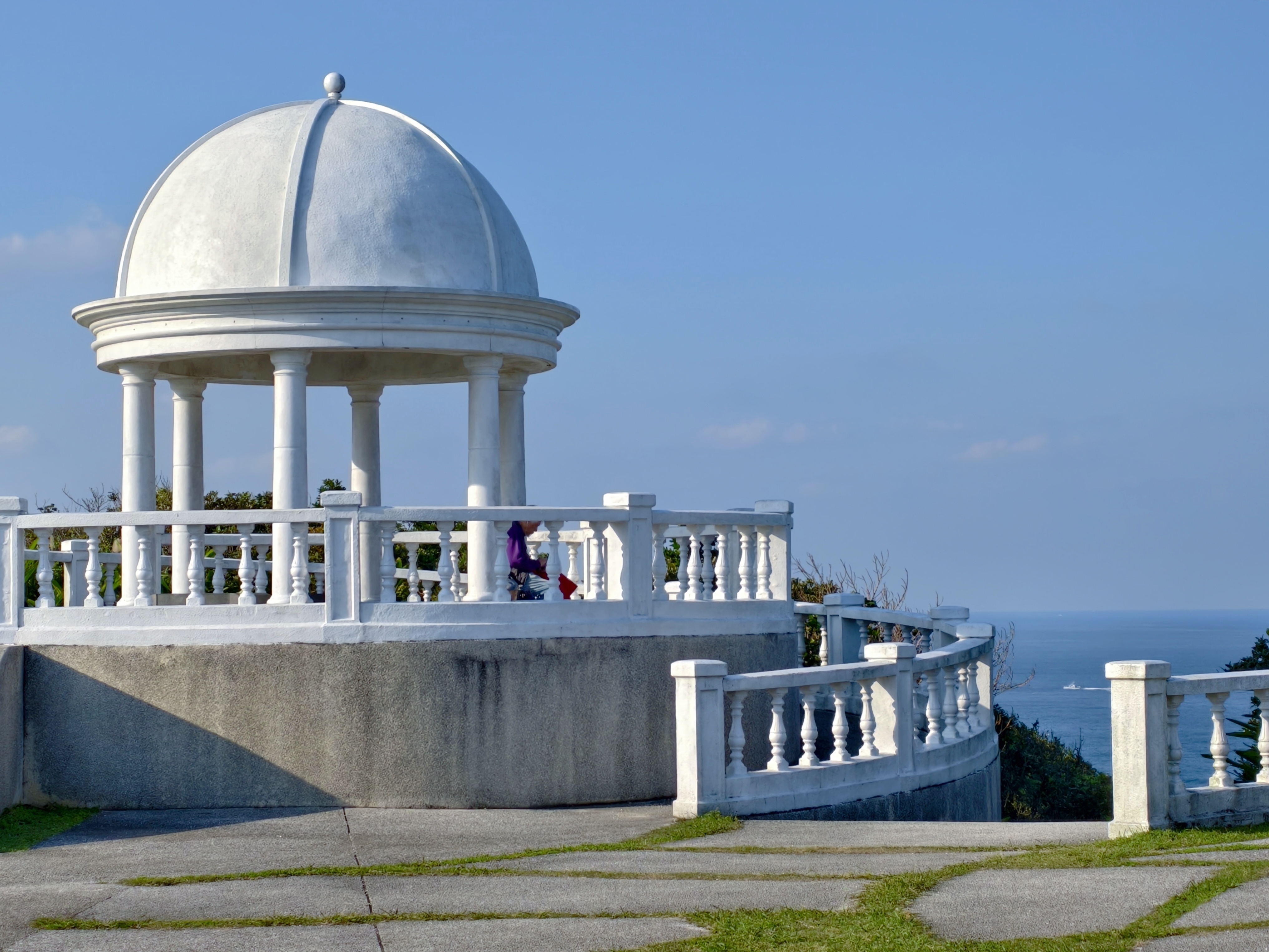 誰會在氣溫 15 度的時候，從台北騎車到馬崗漁港找海兔？（舉手，我）