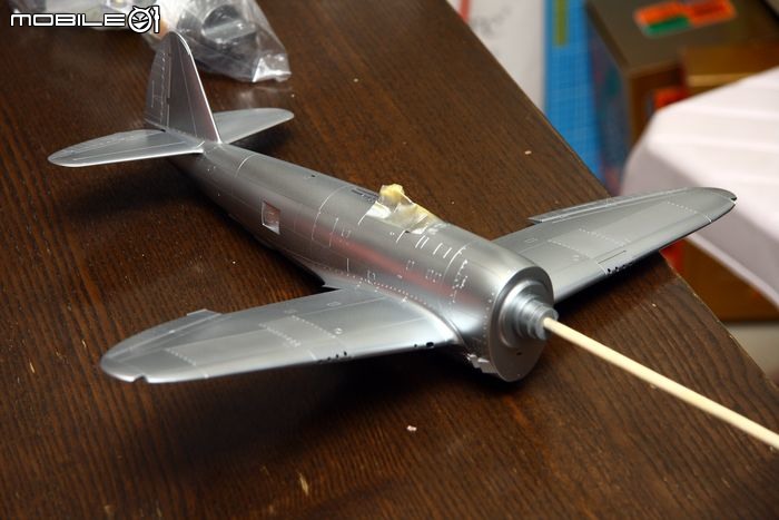[模型製作記] P-47雷霆式戰鬥機 1/32