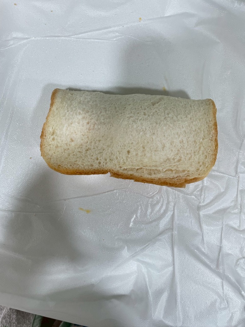 簡單酥脆！韓式起司熱狗吐司捲