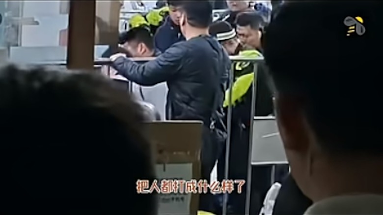 點我看大圖 深圳黃金交易平台「杰我睿」疑爆煲,百苦主圍水貝爆警民衝突