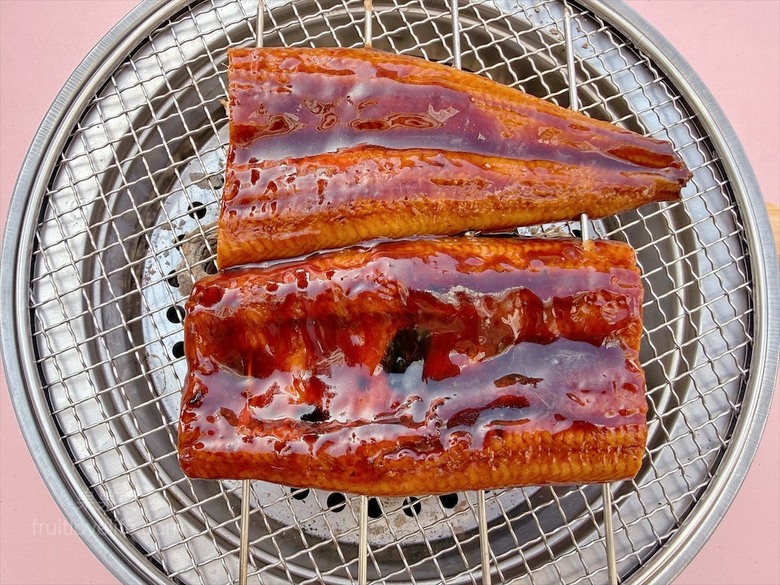 傳承四代工藝,烏魚子鮮甜回甘,蒲燒鰻肉質細緻、軟嫩