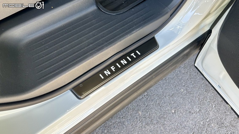 [開箱]2025 Infiniti QX60 LUXE AWD black edition北美開箱&分享