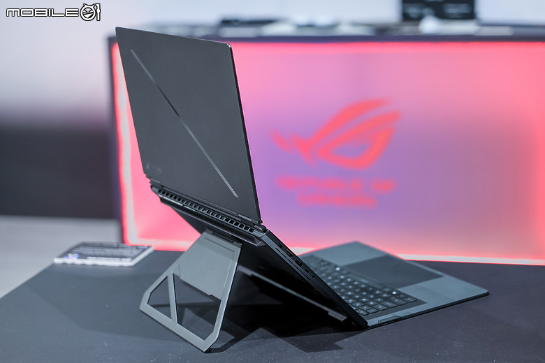 【CES2026】ROG x 小島秀夫跨界合作 Flow Z13-KJP 聯名版，雙螢幕西風之神重裝來襲！