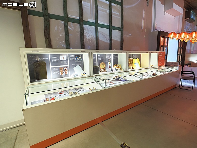 桃園市立大溪木藝生態博物館【壹號館、溪小宿舍、公會堂、木生活館、武德殿、藝師館、大溪歷史館、鳳飛飛故事館、六廿四故事館、工藝交流館與工藝基地、大溪創生館】 — 2025年霜華大溪散策之二